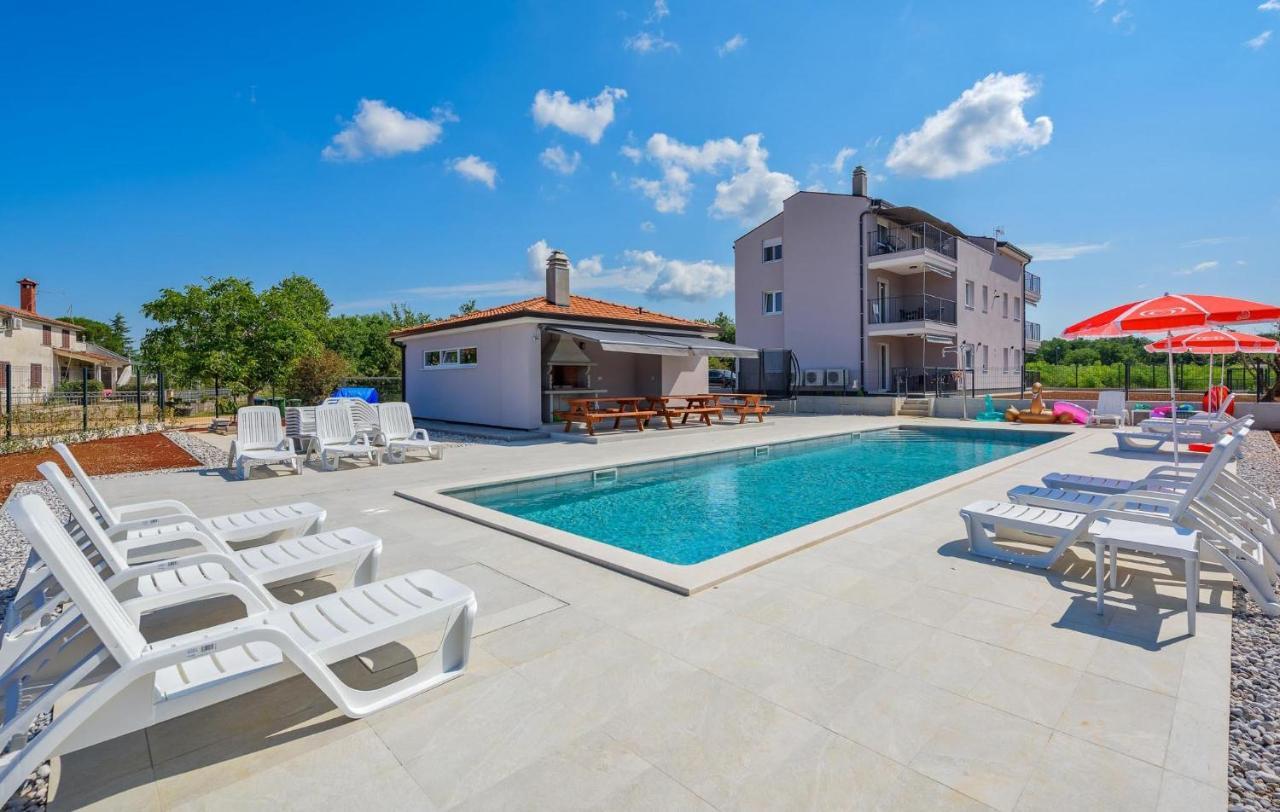 Apartmani Lucija Poreč Kültér fotó
