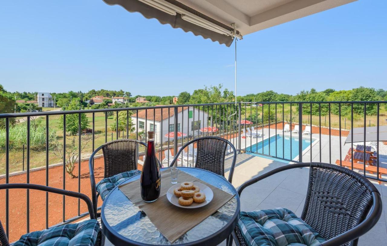 Apartmani Lucija Poreč Kültér fotó