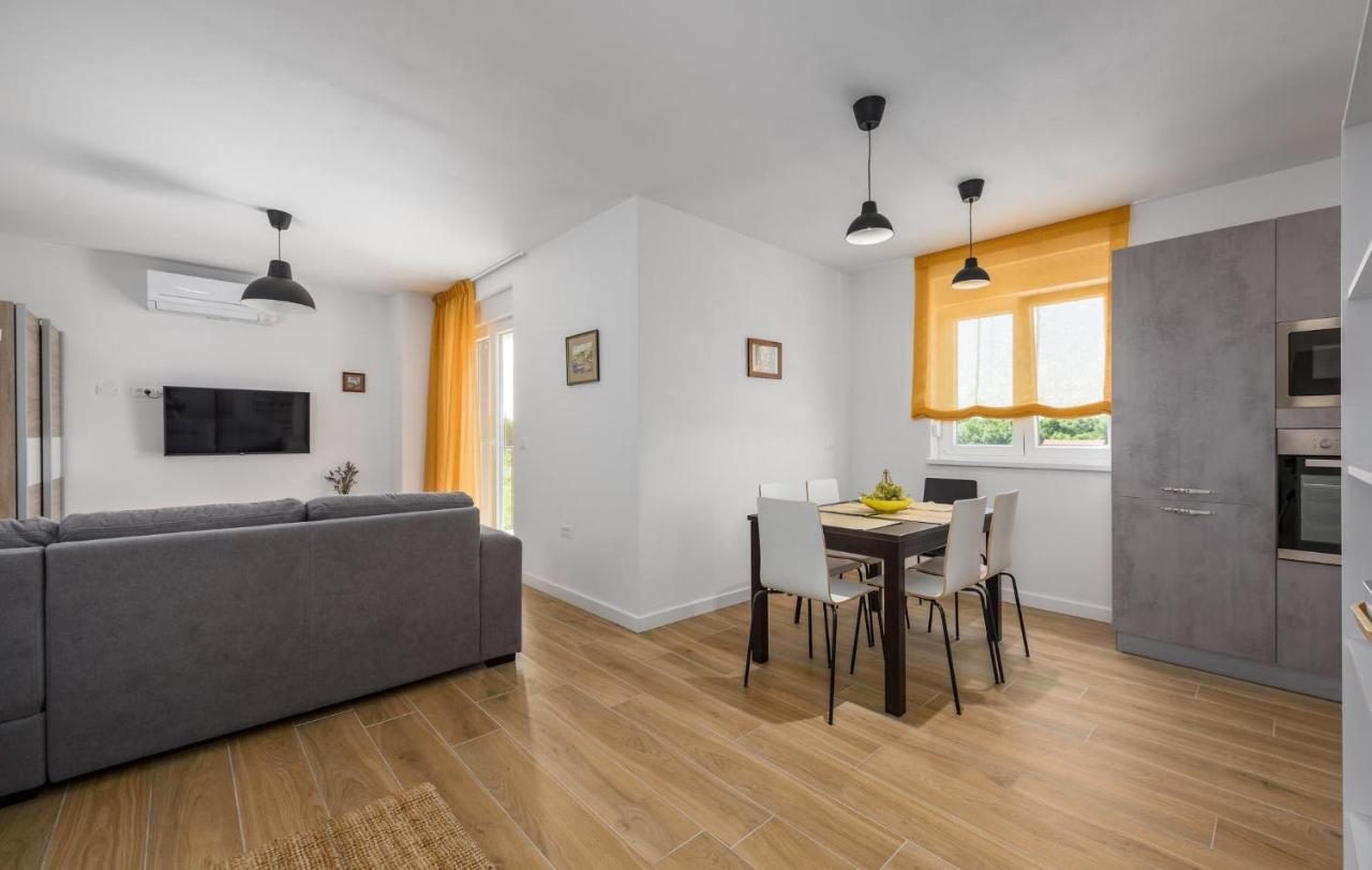 Apartmani Lucija Poreč Kültér fotó