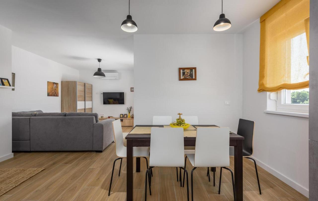 Apartmani Lucija Poreč Kültér fotó
